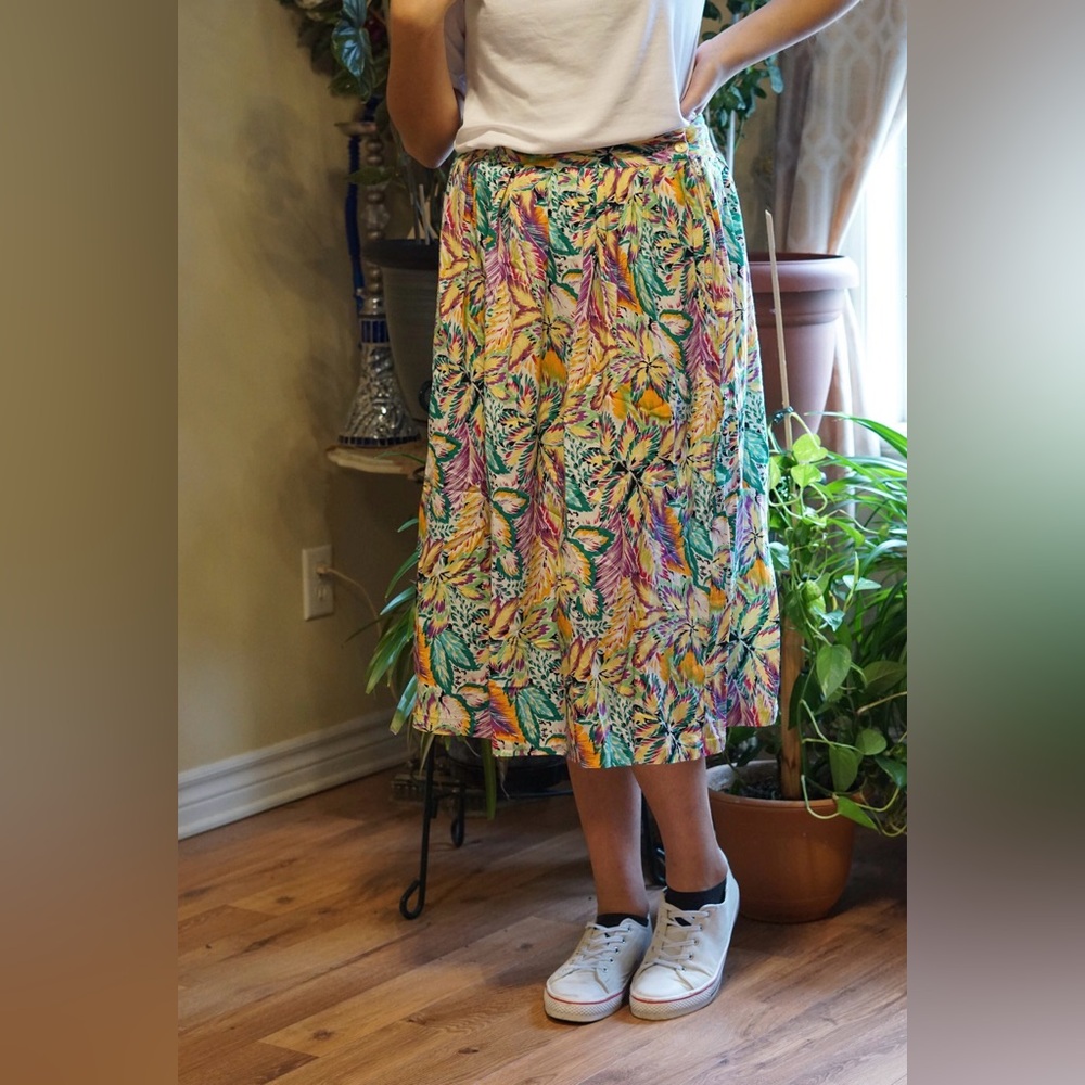 VTG 80s DORLENE Colorful Leaf Printed Midi A-Line Skirt